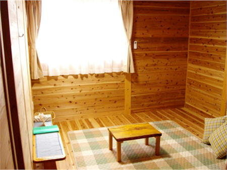 フローリング室